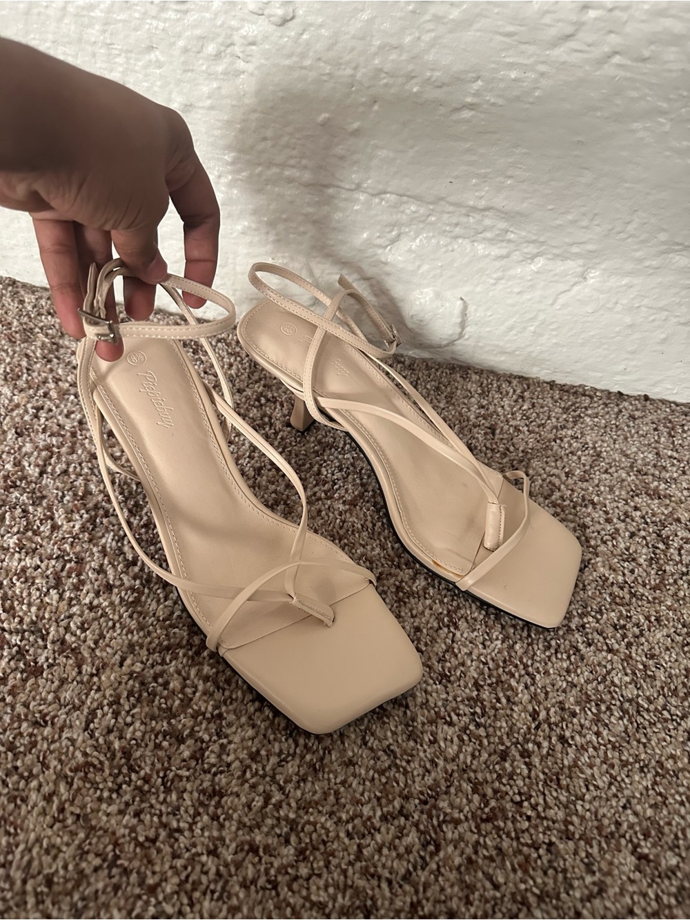 Nude Strappy Square-Toe Mid-Heel Sandals - Picture 3 of 8